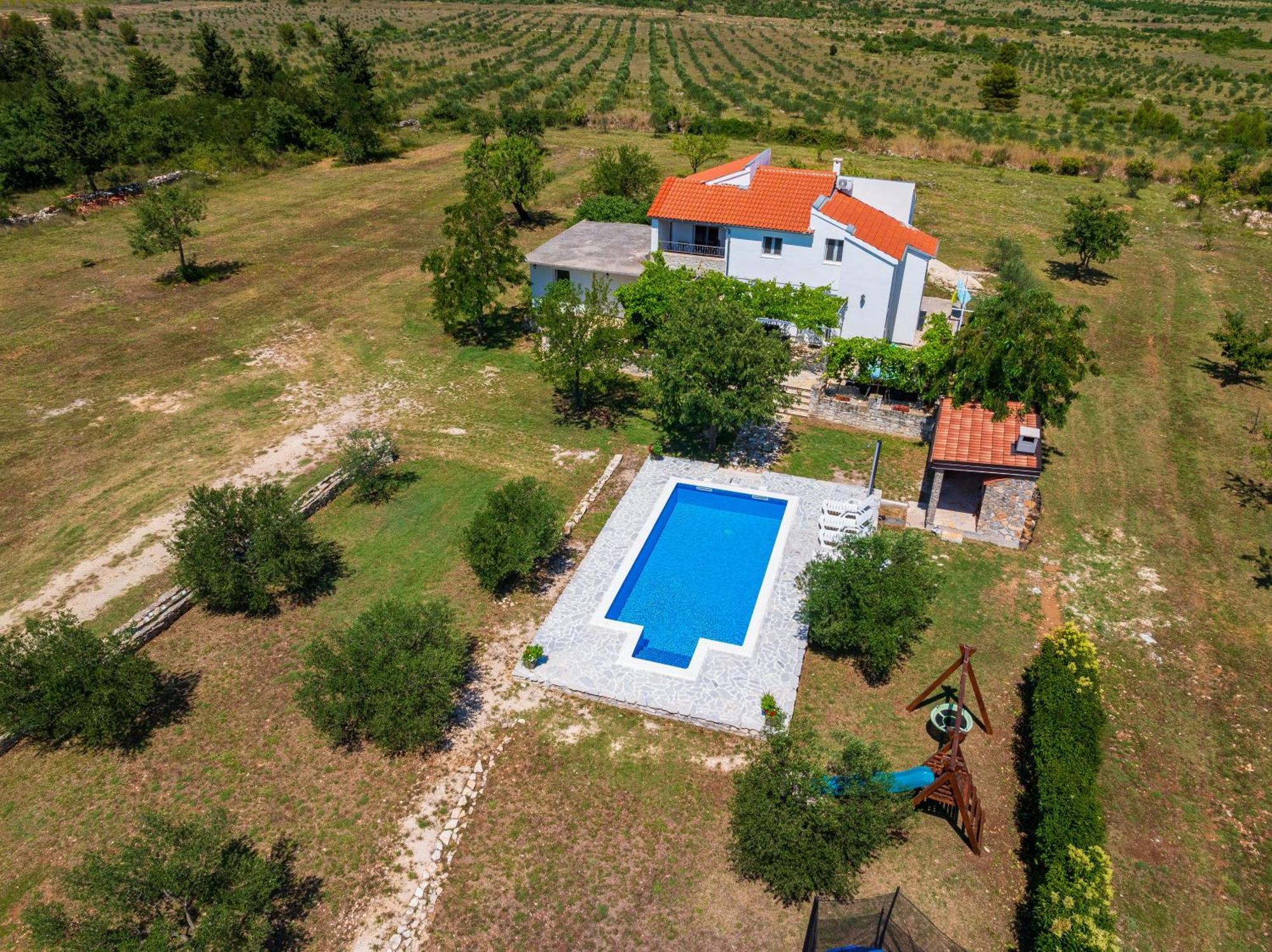 Villa Mandorla Zara Esterno foto