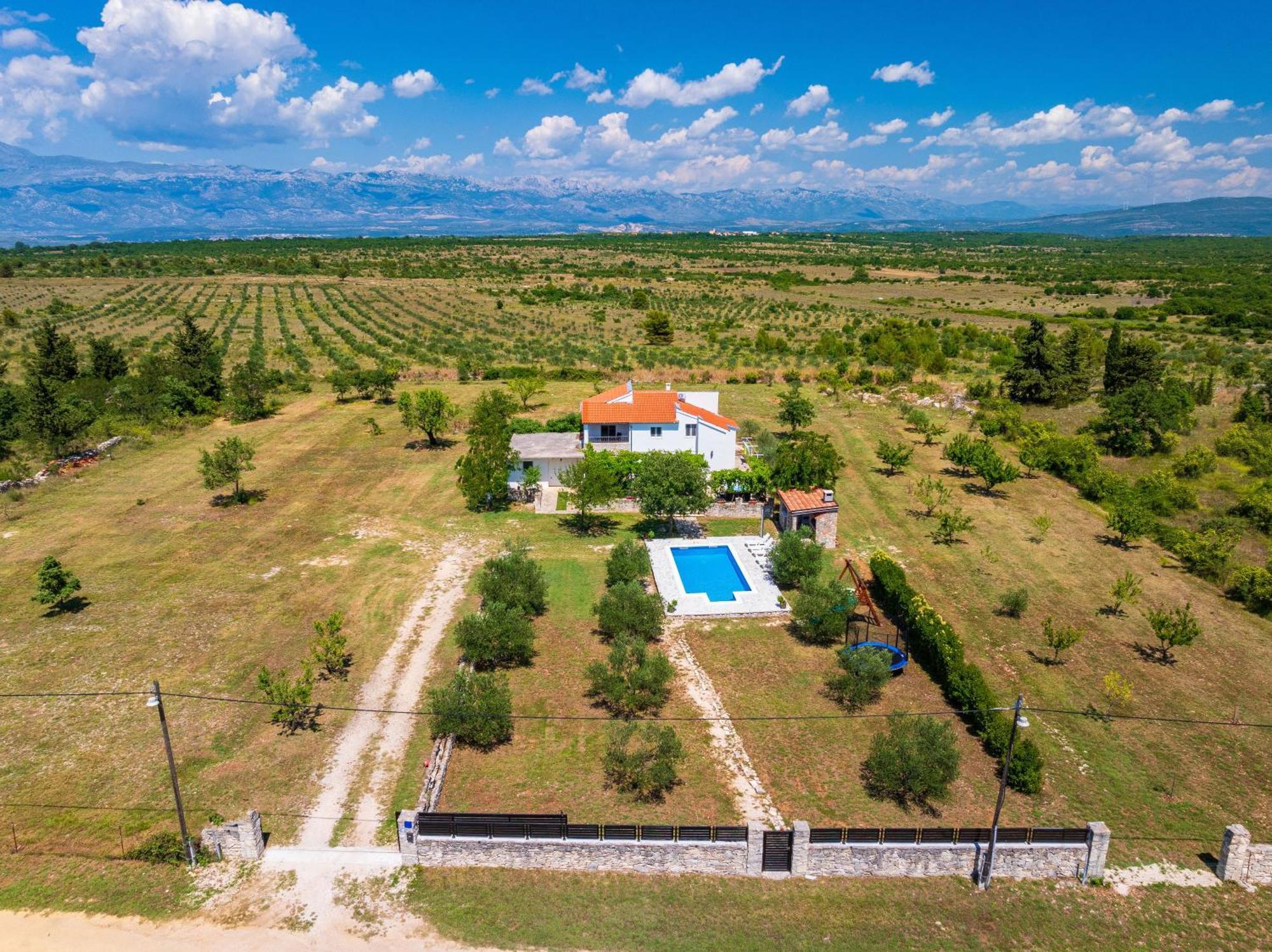 Villa Mandorla Zara Esterno foto